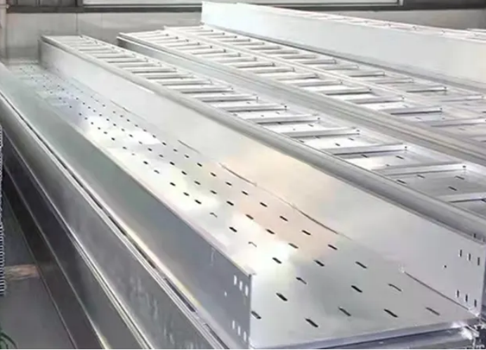 托盤式電纜橋架 托盤式電纜橋架